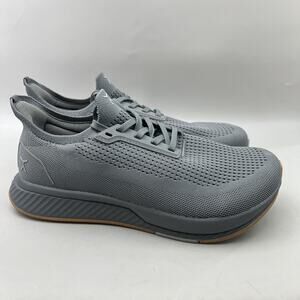 Men's Athletic Shoes in Gray
